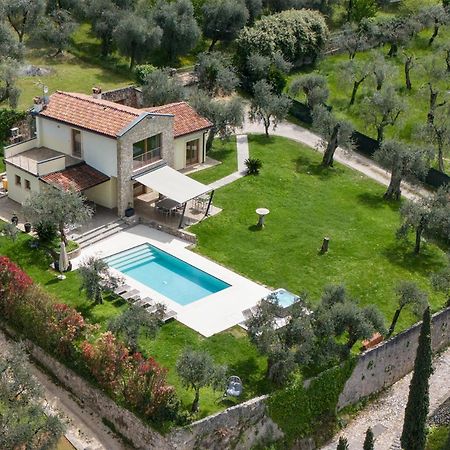 Villa Cipressi - Luxuri Lounge - Malcesine Dış mekan fotoğraf