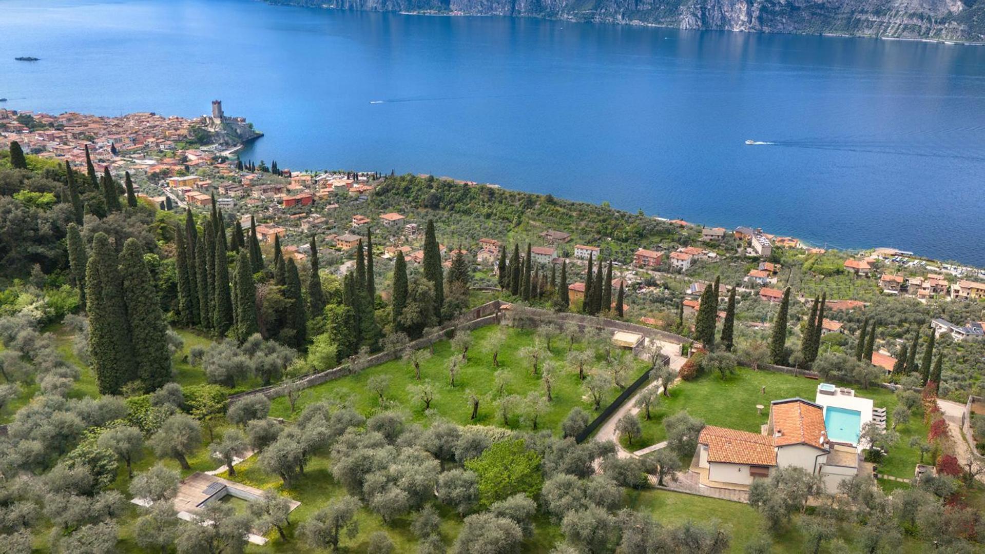 Villa Cipressi - Luxuri Lounge - Malcesine Dış mekan fotoğraf